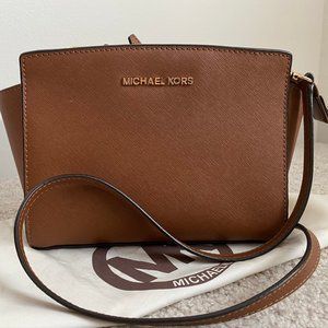 Michael Kors Crossbody Bag